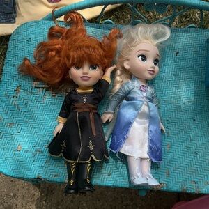 Disney Frozen Anna and Elsa Dolls